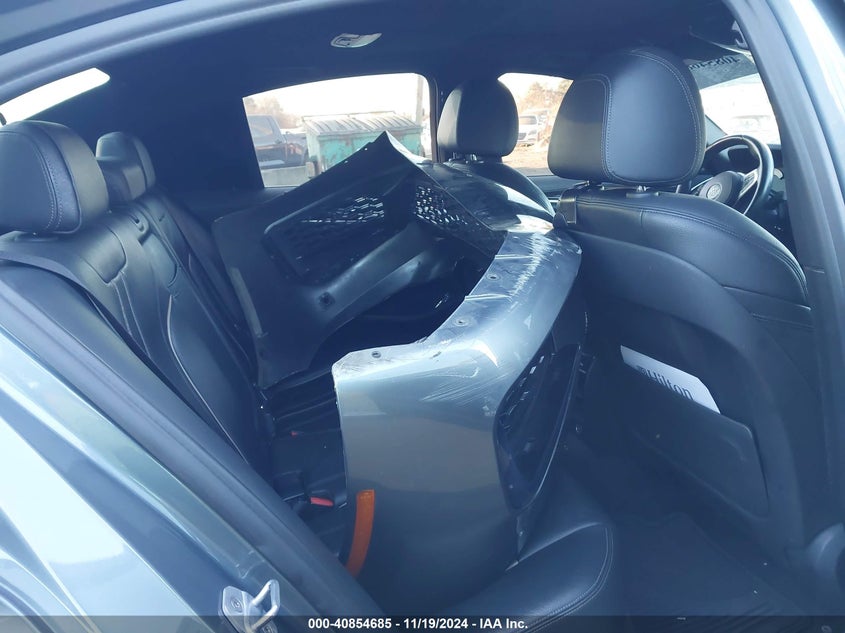 VIN WBAJE7C59JWC57534 2018 BMW 540I XDRIVE