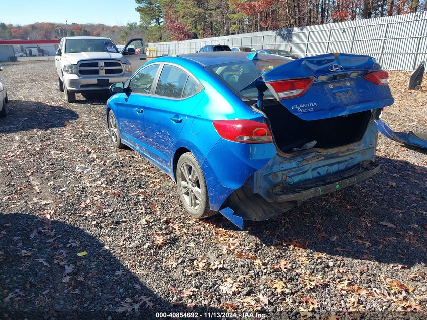 2017 HYUNDAI ELANTRA SE - 5NPD84LF3HH064629