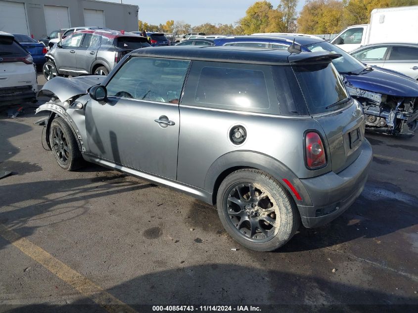 2007 Mini Cooper S VIN: WMWMF73547TT80160 Lot: 40854743