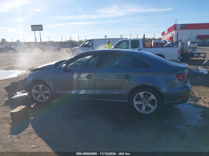 2018 Audi A3 2.0T Premium/2.0T Tech Premium VIN: WAUAUGFF0J1034686 Lot: 40854895