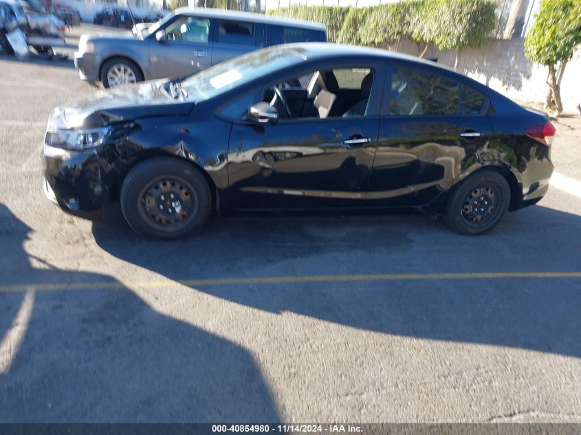 2018 KIA FORTE VIN: 3KPFL4A71JE218204