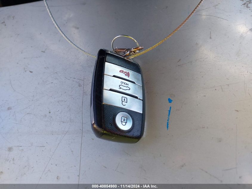 2018 KIA FORTE VIN: 3KPFL4A71JE218204