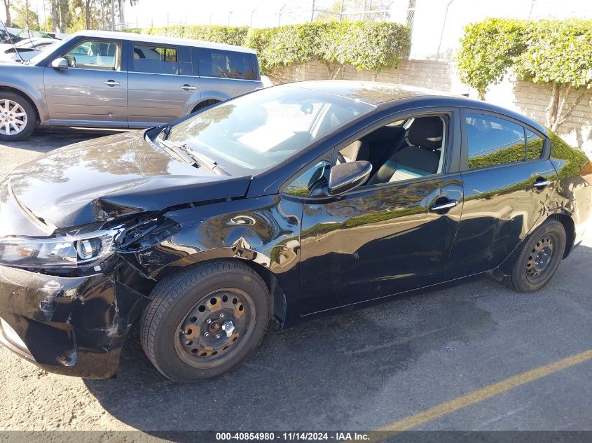 2018 KIA FORTE VIN: 3KPFL4A71JE218204