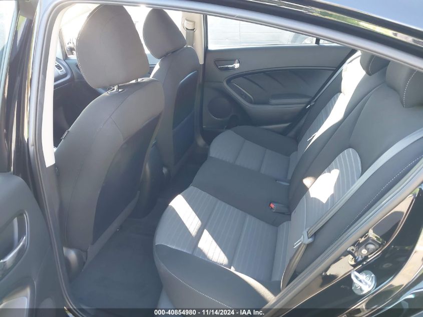 2018 KIA FORTE VIN: 3KPFL4A71JE218204