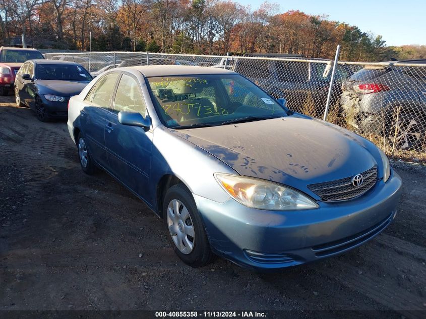 2004 Toyota Camry Le VIN: 4T1BE30K34U810701 Lot: 40855358