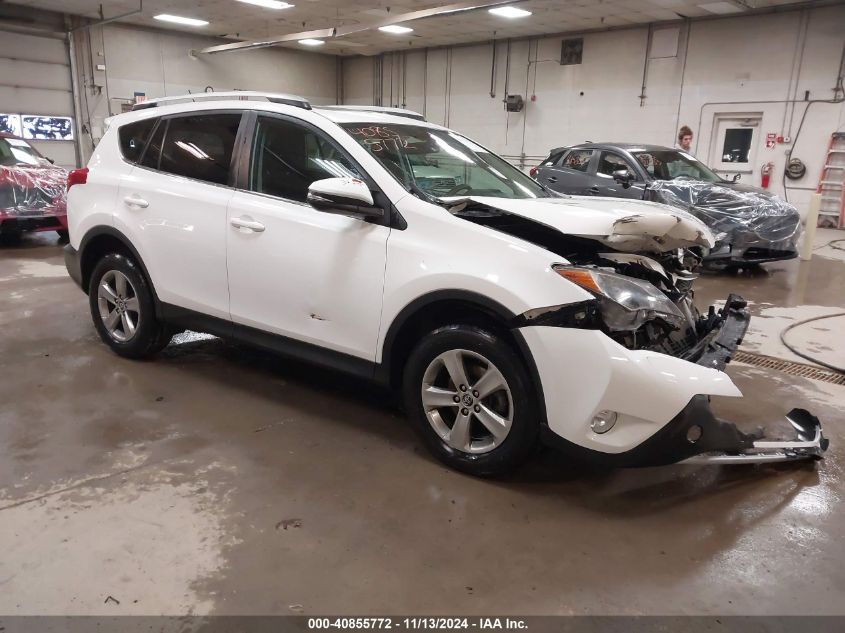 VIN 2T3RFREV0FW243908 2015 Toyota RAV4, Xle no.1