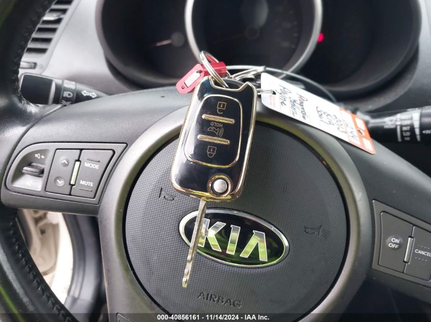 2013 Kia Soul + VIN: KNDJT2A64D7769494 Lot: 40856161