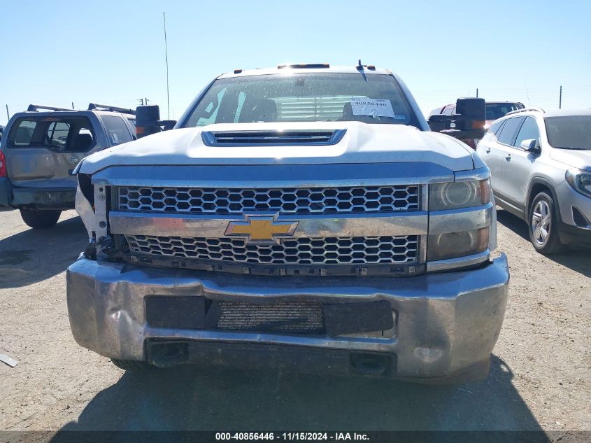 2019 Chevrolet Silverado 3500Hd Chassis Wt VIN: 1GB4KVCY2KF152229 Lot: 40856446