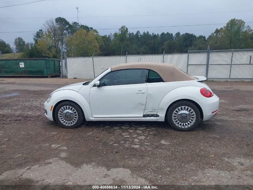 2013 Volkswagen Beetle 2.5L VIN: 3VW5X7AT4DM820522 Lot: 40856634