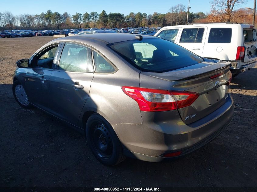 VIN 1FADP3F2XEL178629 2014 FORD FOCUS no.3