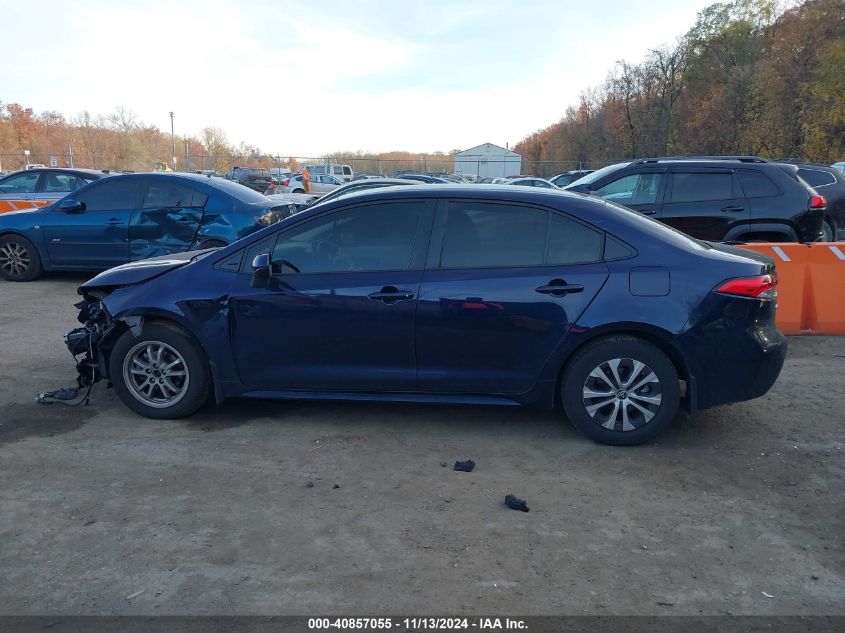 2022 Toyota Corolla Hybrid Le VIN: JTDEAMDE9NJ054690 Lot: 40857055