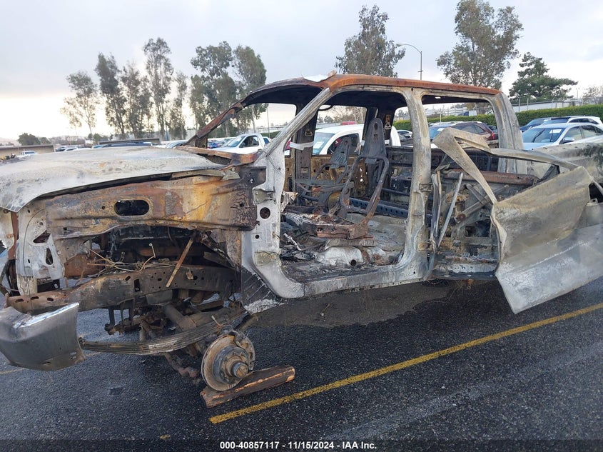 2003 Ford F-250 Lariat/Xl/Xlt VIN: 1FTNW21S83ED08315 Lot: 40857117