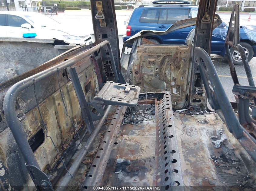 2003 Ford F-250 Lariat/Xl/Xlt VIN: 1FTNW21S83ED08315 Lot: 40857117