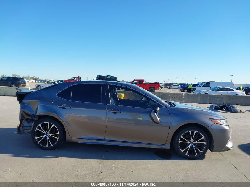 2018 Toyota Camry Se VIN: 4T1B11HK6JU134583 Lot: 40857133