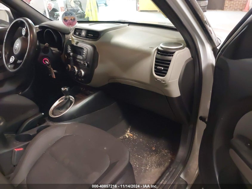 2016 KIA SOUL VIN: KNDJN2A20G7854537