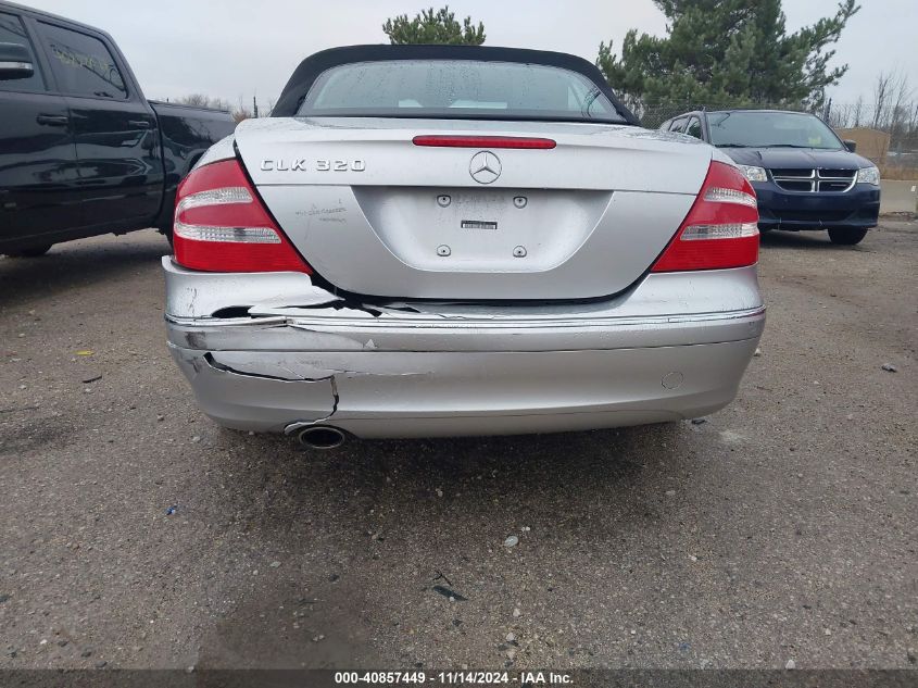 2004 Mercedes-Benz Clk 320 VIN: WDBTK65G84T012996 Lot: 40857449