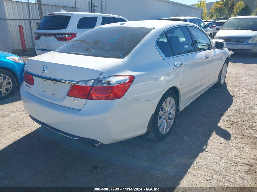 2013 HONDA ACCORD VIN: 1HGCR3F86DA002158