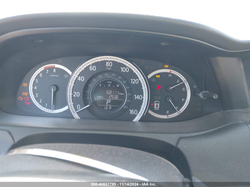 2013 HONDA ACCORD VIN: 1HGCR3F86DA002158