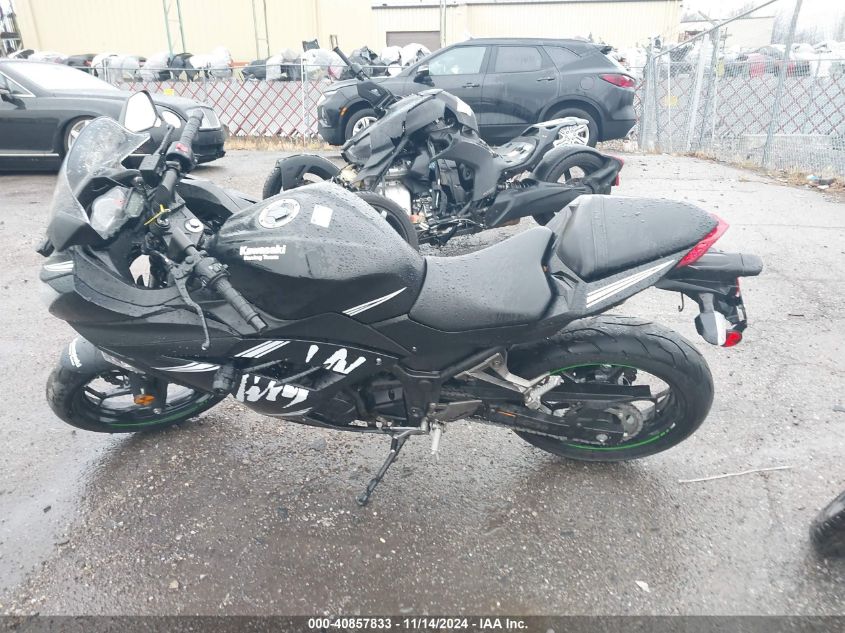 2017 Kawasaki Ex300 B VIN: JKAEX8B18HDA40236 Lot: 40857833