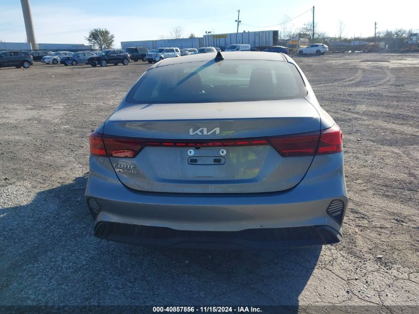 VIN 3KPF24AD6NE466608 2022 KIA FORTE no.14