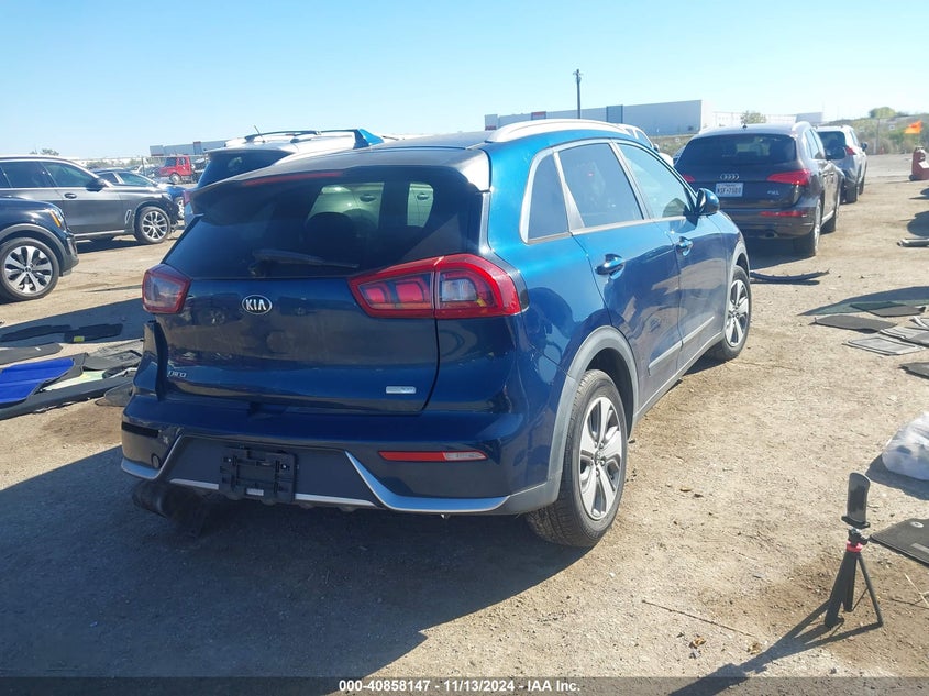 VIN KNDCB3LC5J5170048 2018 KIA NIRO LX