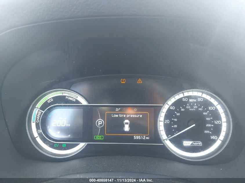 VIN KNDCB3LC5J5170048 2018 KIA NIRO LX