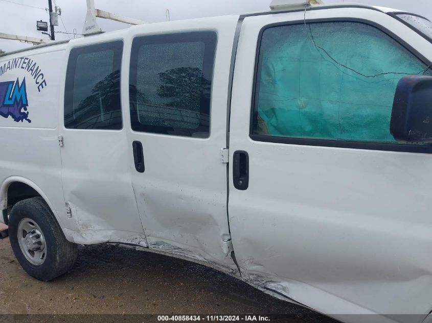 2017 Chevrolet Express 2500 Work Van VIN: 1GCWGAFG5H1105591 Lot: 40858434