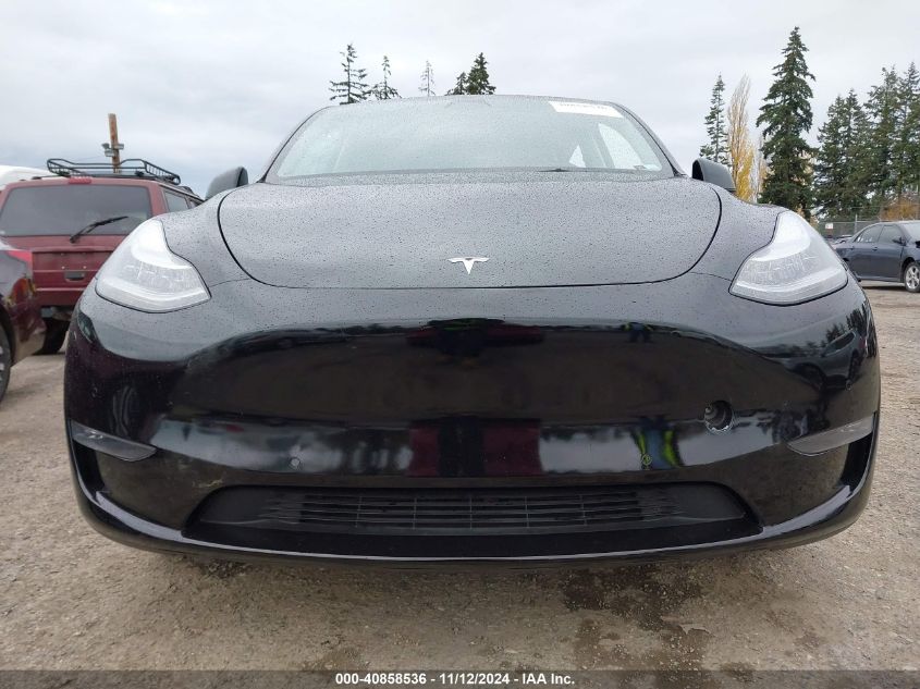 2021 Tesla Model Y Long Range Dual Motor All-Wheel Drive VIN: 5YJYGDEE8MF288268 Lot: 40858536