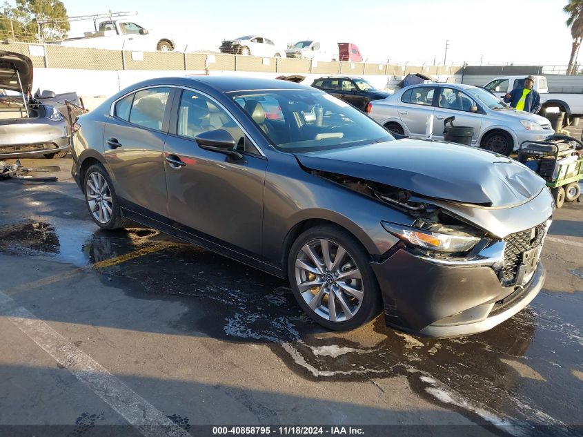 2021 Mazda 3, Select