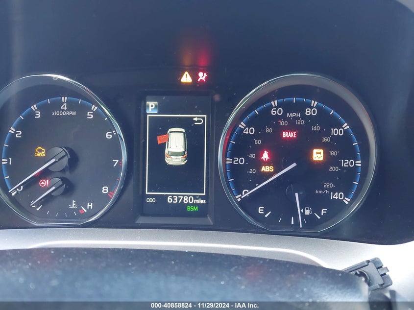2018 TOYOTA RAV4 VIN: JTMDFREV1JD240578