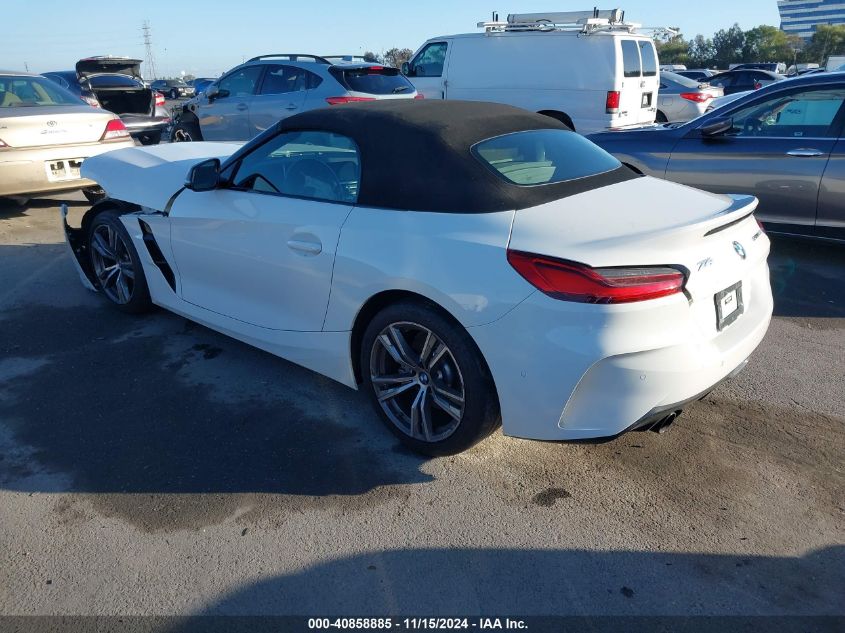 VIN WBAHF3C09PWY13436 2023 BMW Z4, Sdrive30I no.3