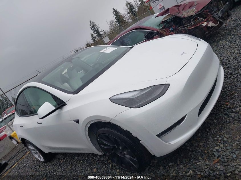 2024 Tesla Model Y Long Range Dual Motor All-Wheel Drive VIN: 7SAYGDEE7RF083700 Lot: 40859364