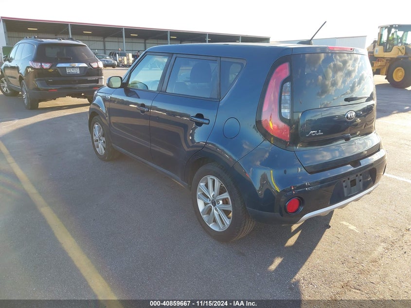 2018 KIA SOUL + - KNDJP3A56J7586255