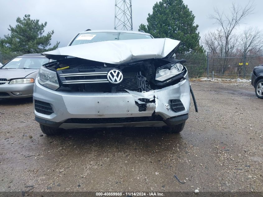 2016 Volkswagen Tiguan R-Line/S/Se/Sel VIN: WVGBV7AX3GW553291 Lot: 40859988