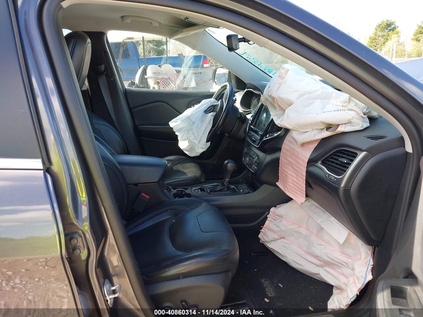 VIN 1C4PJLDB8KD154427 2019 JEEP CHEROKEE LIMITED FWD