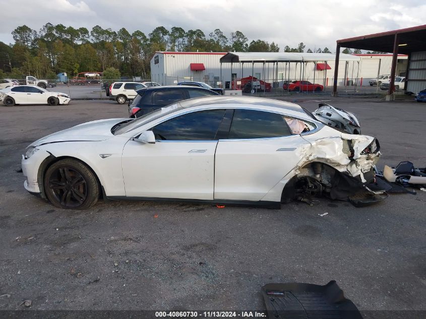 2013 Tesla Model S VIN: 5YJSA1CN6DFP15679 Lot: 40860730