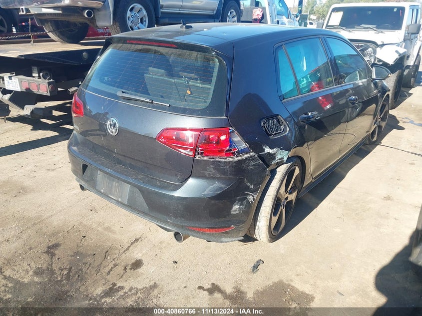 2015 VOLKSWAGEN GOLF GTI 2.0T SE 4-DOOR - 3VW5T7AUXFM001053
