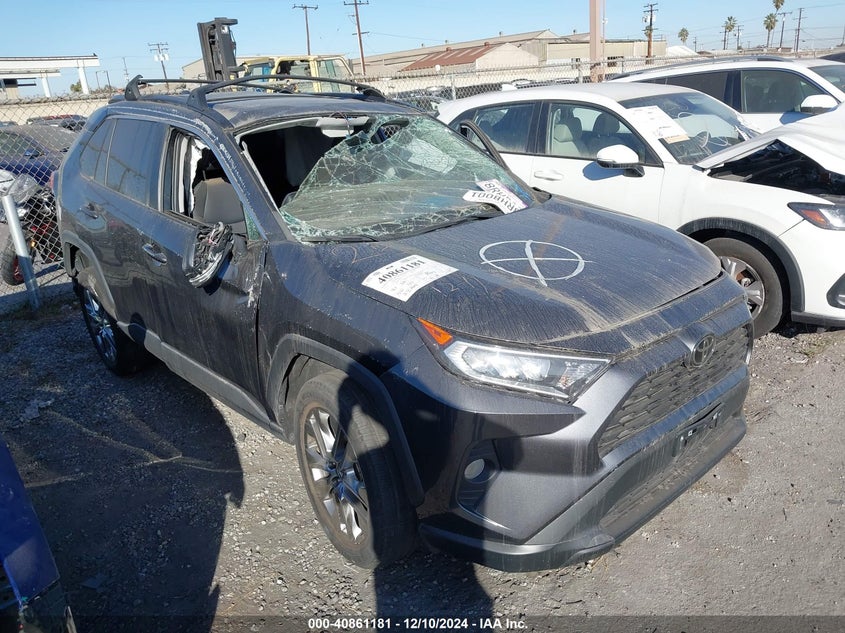 VIN 2T3C1RFVXLW078285 2020 TOYOTA RAV4 XLE PREMIUM