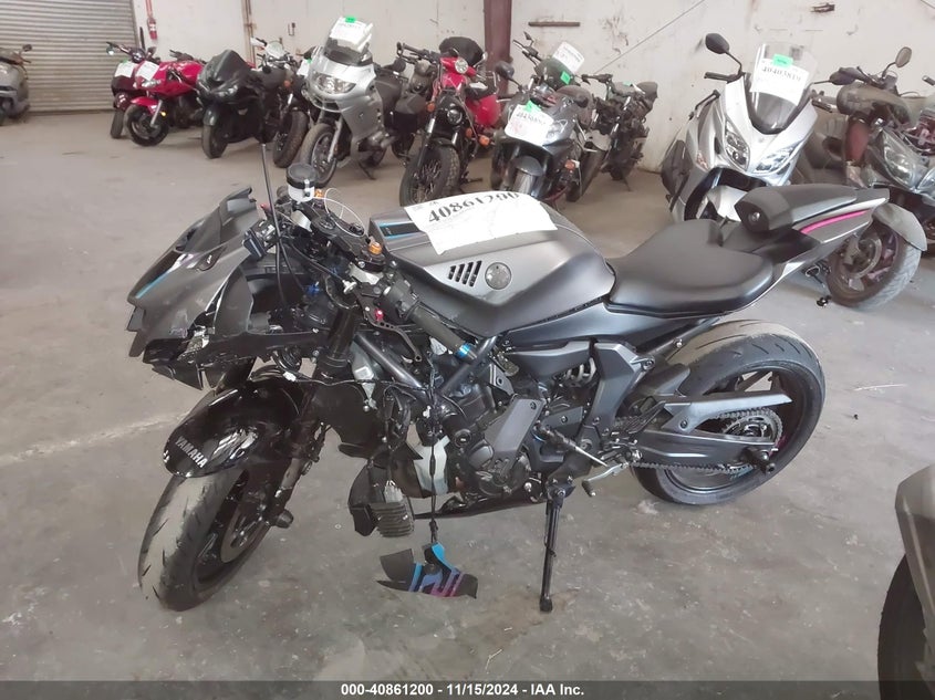 VIN JYARM38Y8RA002301 2024 YAMAHA YZFR7