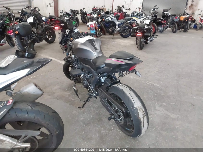 VIN JYARM38Y8RA002301 2024 YAMAHA YZFR7
