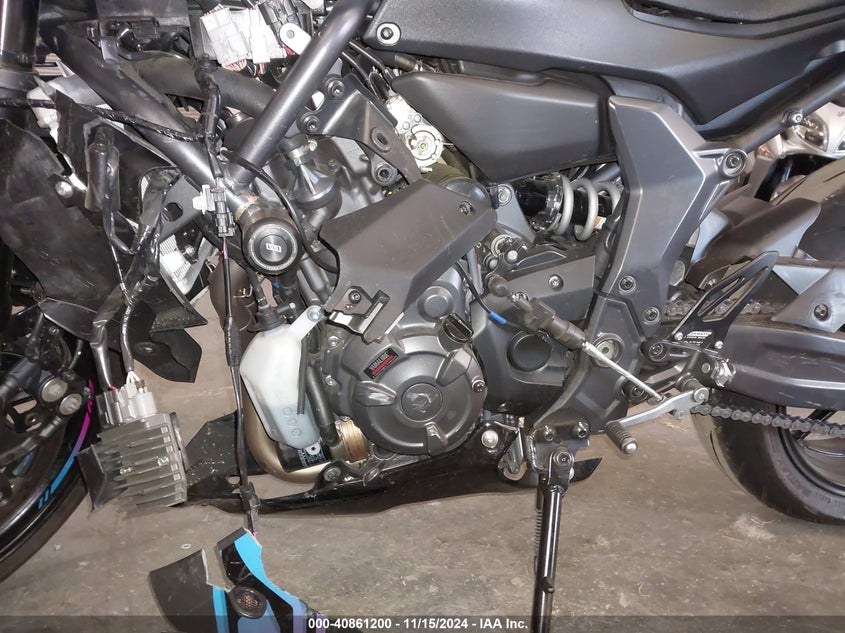 VIN JYARM38Y8RA002301 2024 YAMAHA YZFR7
