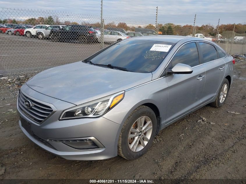 VIN 5NPE24AF0FH256807 2015 Hyundai Sonata, SE no.2