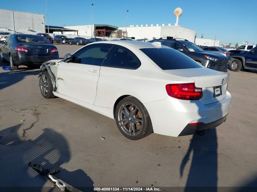 VIN WBA1J7C51GV359577 2016 BMW 2 Series, M235I no.3