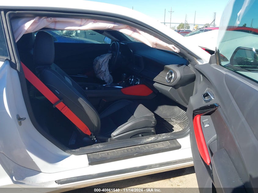 2022 CHEVROLET CAMARO VIN: 1G1FC1RX0N0106097