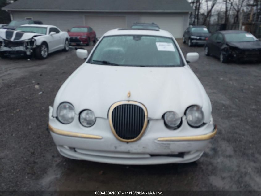 2002 Jaguar S-Type 3.0L V6 VIN: SAJDA03N82FM35632 Lot: 40861607