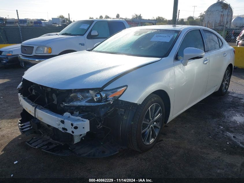 VIN JTHBW1GG3G2120596 2016 Lexus ES, 300H no.2