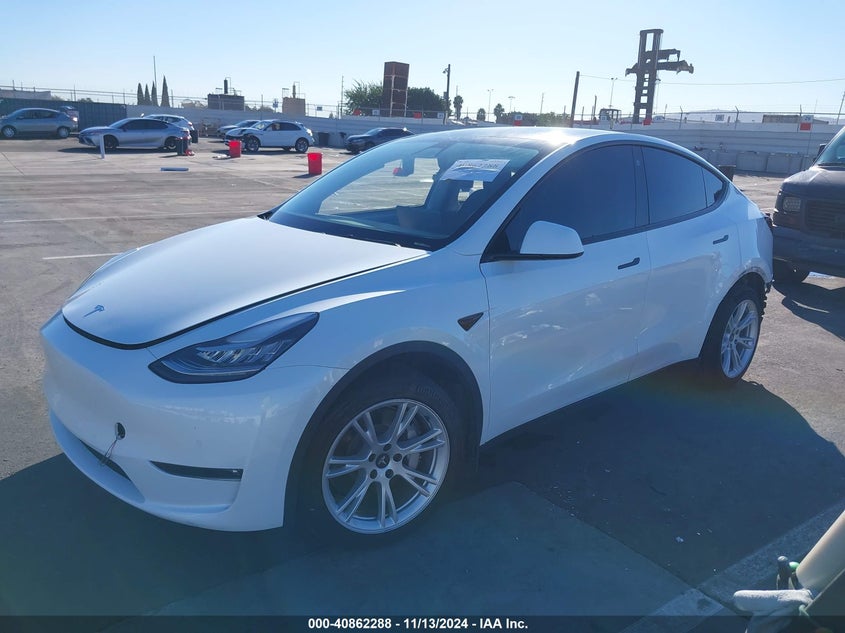 VIN 5YJYGDEE8MF271017 2021 TESLA MODEL Y LONG RANGE DUAL MOTOR ALL-WHEEL DRIVE