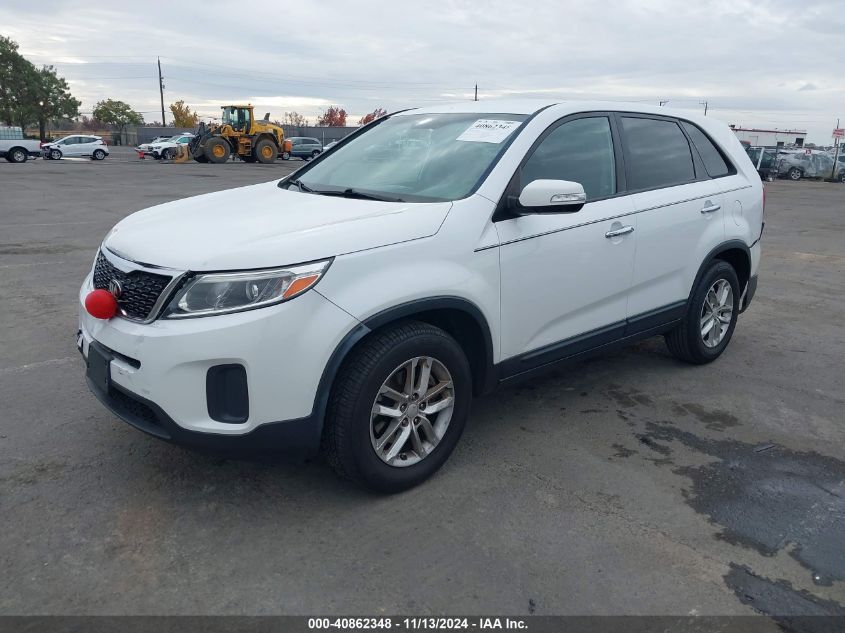 VIN 5XYKT3A62FG630495 2015 KIA Sorento, LX no.2