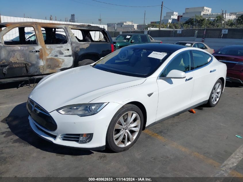 VIN 5YJSA1H10EFP54291 2014 Tesla Model S, P85 no.2