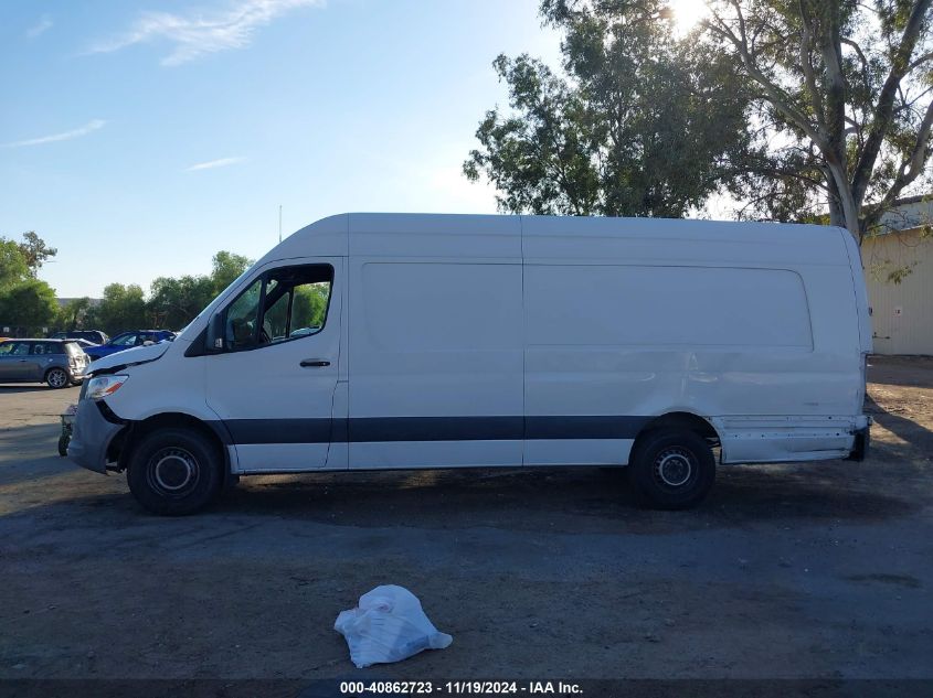 VIN WD4PF1CD7KT008931 2019 Mercedes-Benz Sprinter 2... no.14